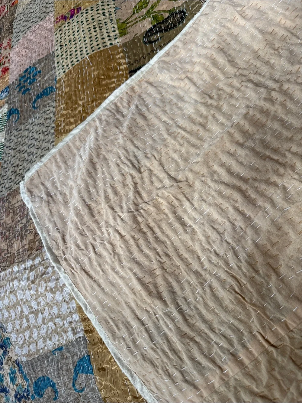 New Vintage Patchwork Quilt Coverlet Bedspread - Beige Silk NWOT
